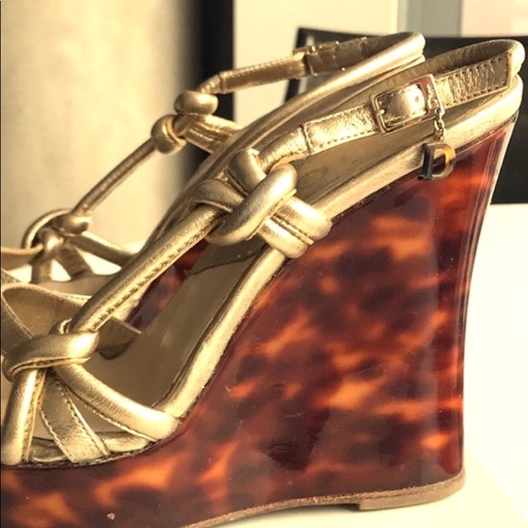 Vintage Dior gold Tortoise colored wedge firm - Picture 5 of 16